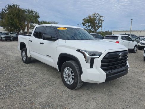 Used 2025 Toyota Tundra SR5 image 2