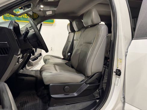 Used 2020 Ford F250 XL w/ Power Equipment Group AWD/4WD image 13