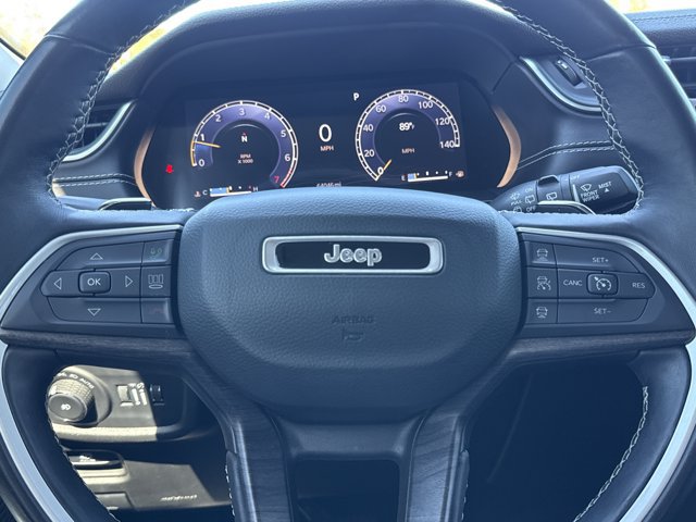 Used 2022 Jeep Grand Cherokee L Limited AWD/4WD image 26