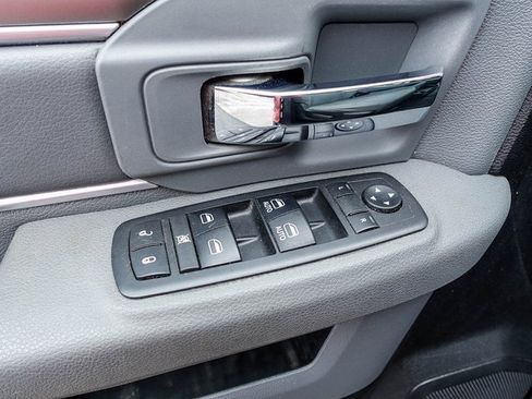 Used 2017 RAM 2500 SLT image 18