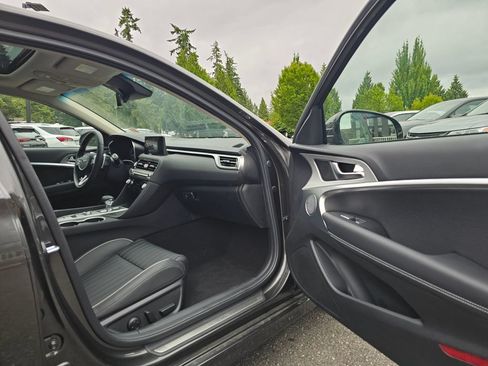 Used 2026 Genesis G70 2.5T Prestige AWD/4WD image 12