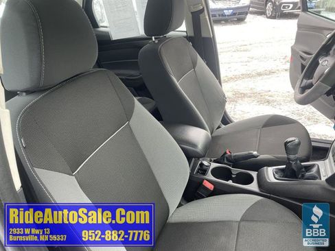 Used 2013 Ford Focus SE image 28
