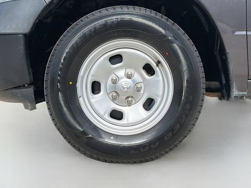Used 2017 RAM 1500 Tradesman w/ Popular Equipment Group RWD image 33