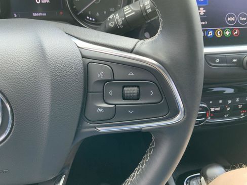 Used 2022 Buick Encore GX Select w/ Sport Touring Package FWD image 31