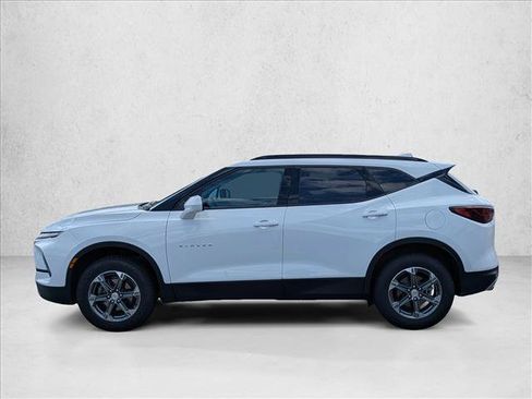 Used 2024 Chevrolet Blazer LT w/ Convenience Package FWD image 8