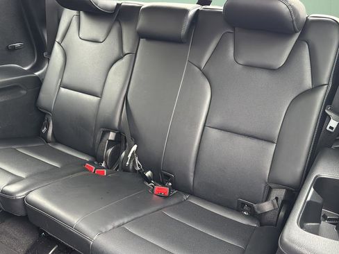 Used 2023 Kia Telluride LX image 21