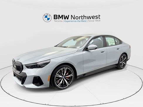 New 2027 BMW 530i xDrive w/ M Sport Package AWD/4WD image 1