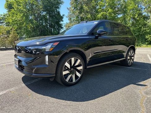 Certified 2025 Volvo EX90 Plus AWD/4WD image 4