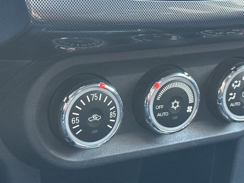 Used 2011 Mitsubishi Lancer Evolution GSR image 27