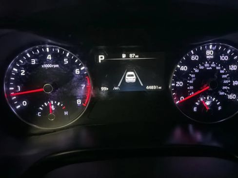 Used 2023 Kia Forte GT-Line FWD image 11