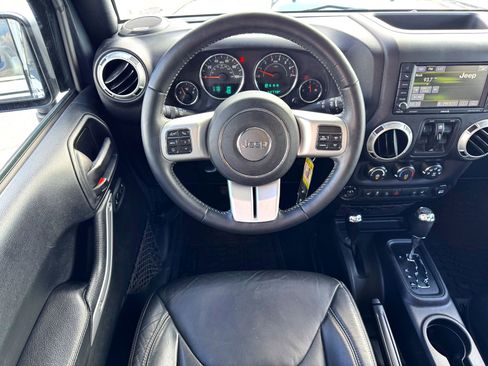 Used 2017 Jeep Wrangler Unlimited Sahara w/ Quick Order Package 24E Chief image 21