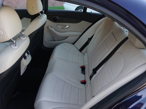 Used 2016 Mercedes-Benz C 300 Sedan image 33