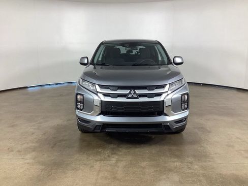 Used 2025 Mitsubishi Outlander Sport ES AWD/4WD image 2