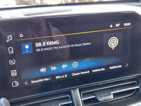 Used 2025 Chevrolet Trax LT w/ Driver Confidence Package image 20