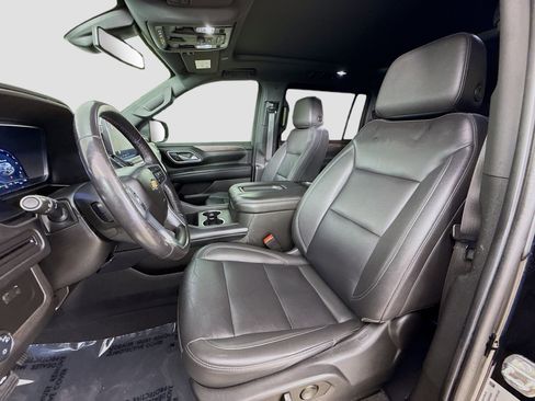 Used 2022 Chevrolet Suburban LT image 22