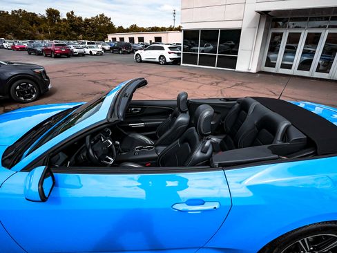 Used 2025 Ford Mustang Premium RWD image 49