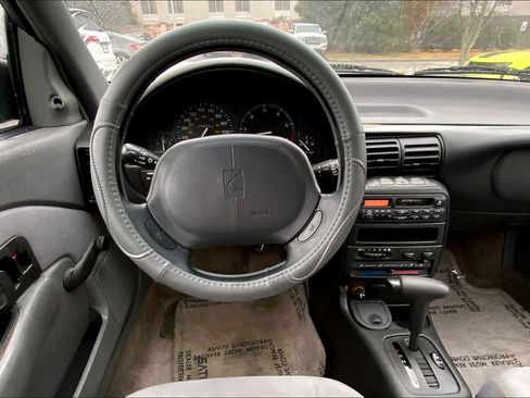 Used 1995 Saturn S-Series SL1 image 5