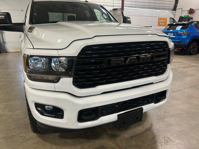 Used 2024 RAM 2500 Big Horn w/ Night Edition AWD/4WD image 2