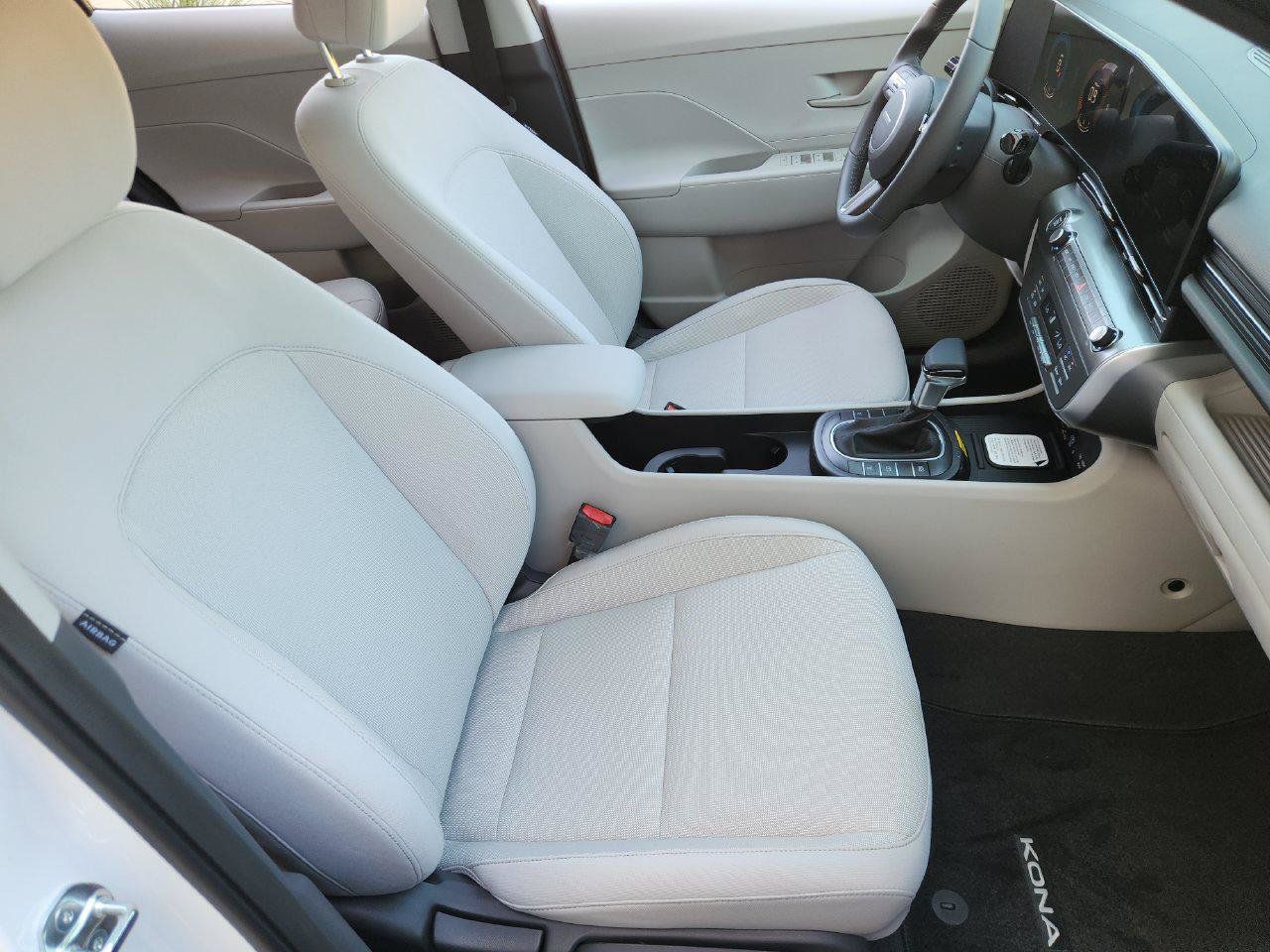 New 2027 Hyundai Kona SEL Sport FWD image 11