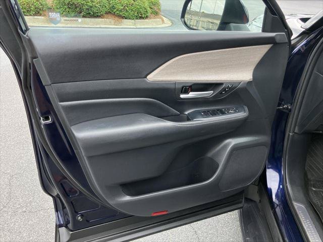 Certified 2024 Toyota Grand Highlander FWD image 16