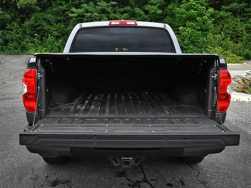 Used 2021 Toyota Tundra 1794 Edition AWD/4WD image 7