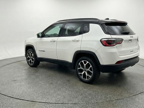 Used 2025 Jeep Compass Limited AWD/4WD image 6