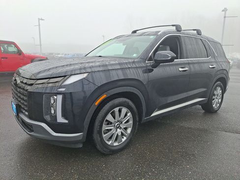 Used 2023 Hyundai Palisade SEL AWD/4WD image 3