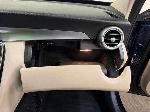 Used 2015 Mercedes-Benz C 300 4MATIC Sedan image 40