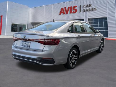 Used 2025 Volkswagen Jetta Sport FWD image 6