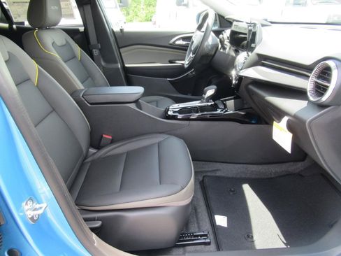 New 2026 Chevrolet Trax ACTIV w/ Driver Confidence Package FWD image 10