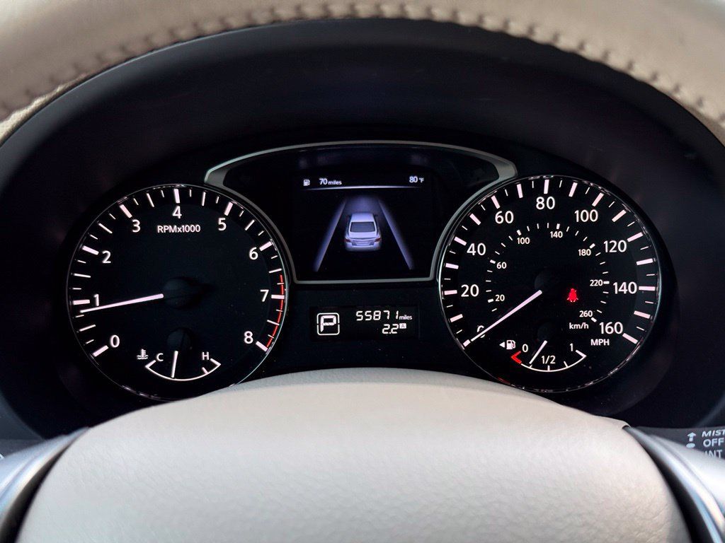 Used 2014 Nissan Altima 2.5 SV FWD image 9