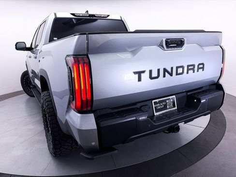 Used 2024 Toyota Tundra Limited AWD/4WD image 9