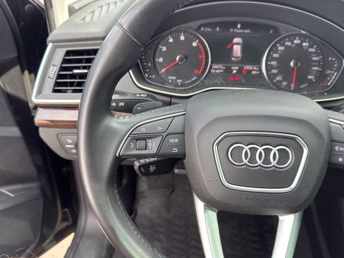 Used 2019 Audi Q5 2.0T Premium AWD/4WD image 16