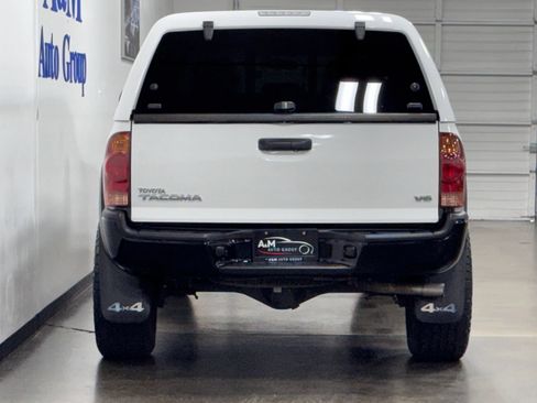 Used 2015 Toyota Tacoma 4x4 Double Cab w/ Convenience Package image 5