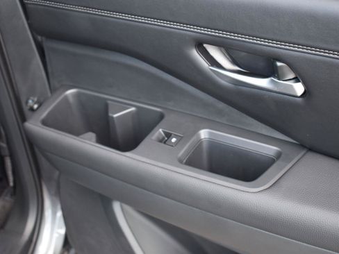 New 2026 Nissan Pathfinder Platinum w/ Accent Package FWD image 70