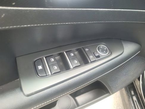 Certified 2023 Kia Forte GT-Line FWD image 13