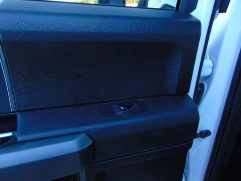 Used 2018 Ford F150 XLT w/ Equipment Group 302A Luxury image 9