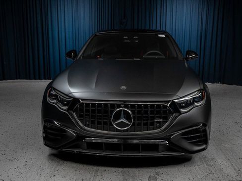 New 2026 Mercedes-Benz E 53 AMG e 4MATIC Sedan image 2