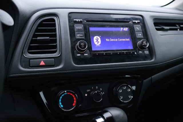 Used 2021 Honda HR-V LX image 12