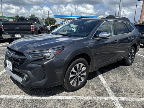 Certified 2024 Subaru Outback Touring AWD/4WD image 7