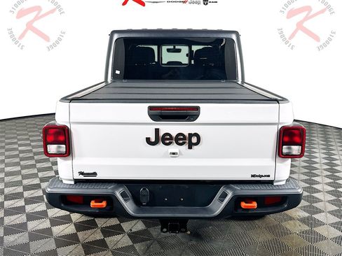 Used 2023 Jeep Gladiator Mojave w/ Cold Weather Group image 6