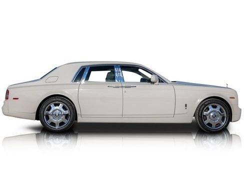 Used 2012 Rolls-Royce Phantom Sedan image 2