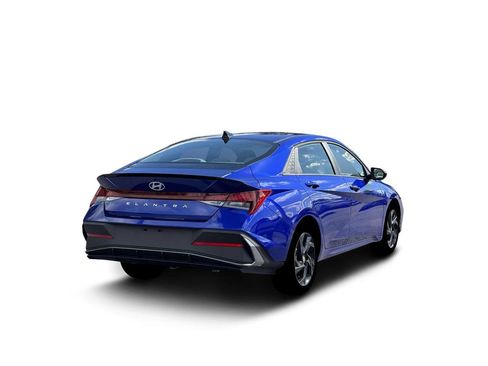 New 2026 Hyundai Elantra Sport image 7