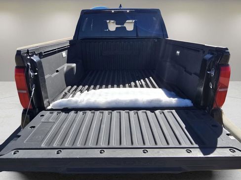 Used 2024 Toyota Tacoma TRD Off-Road image 11