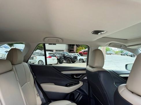 Used 2022 Subaru Outback Limited AWD/4WD image 71