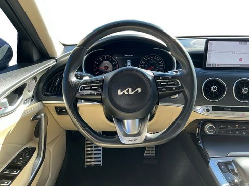 Used 2023 Kia Stinger GT2 image 18
