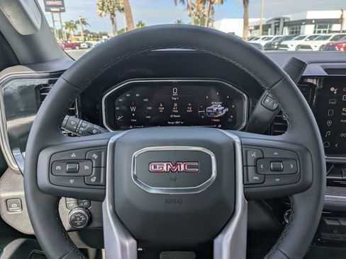 New 2026 GMC Sierra 3500 SLT w/ SLT Premium Package AWD/4WD image 28