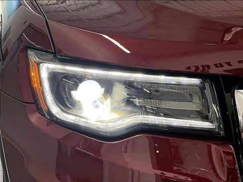 Used 2020 Jeep Grand Cherokee Limited w/ Luxury Group II AWD/4WD image 30