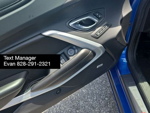 Used 2017 Chevrolet Camaro SS RWD image 13