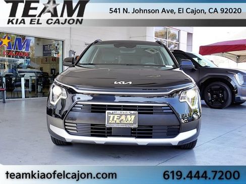 Certified 2024 Kia Niro EX FWD image 4
